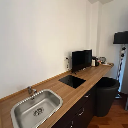 Vatican Qg 4*