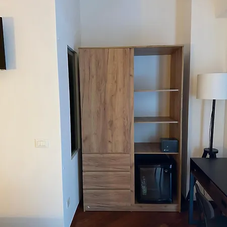 梵蒂冈qg客房宾馆 3*