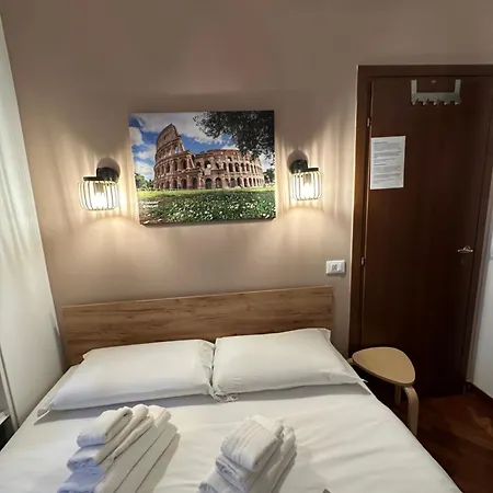 梵蒂冈qg客房宾馆 招待所 3*