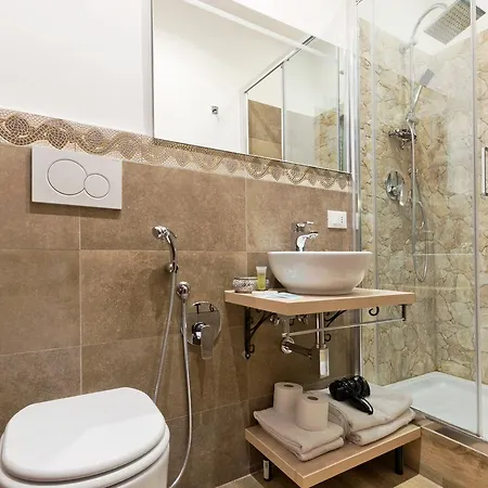 梵蒂冈qg客房宾馆 招待所